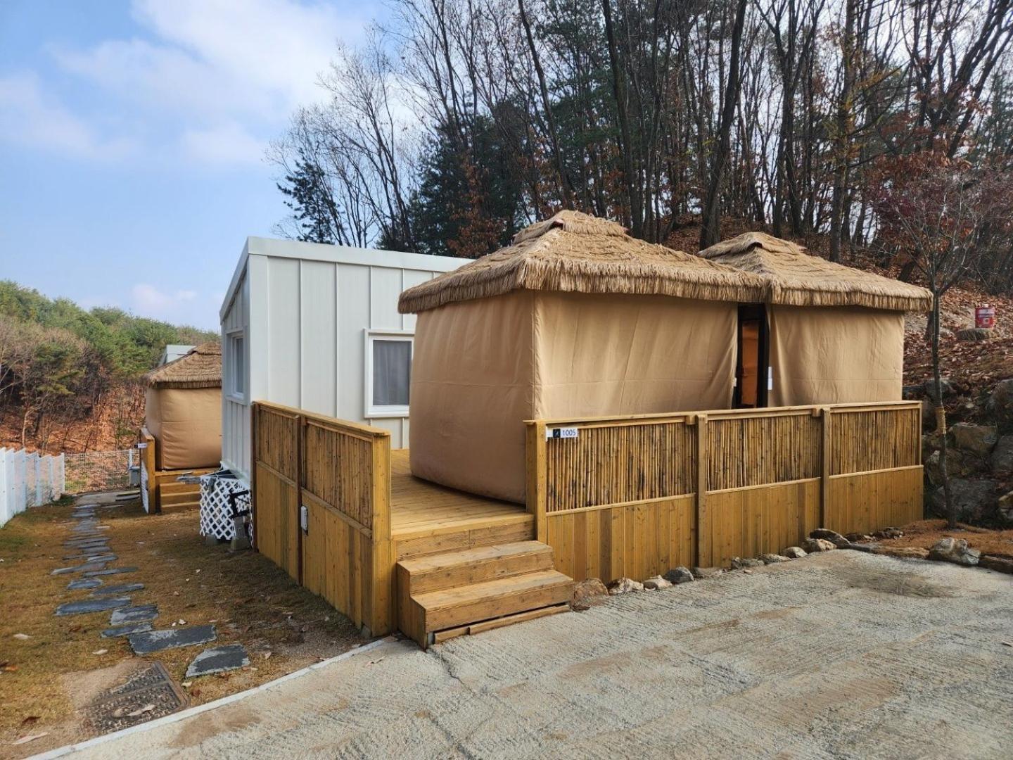 Chuncheon Weolsongli Camp Hotel Szoba fotó